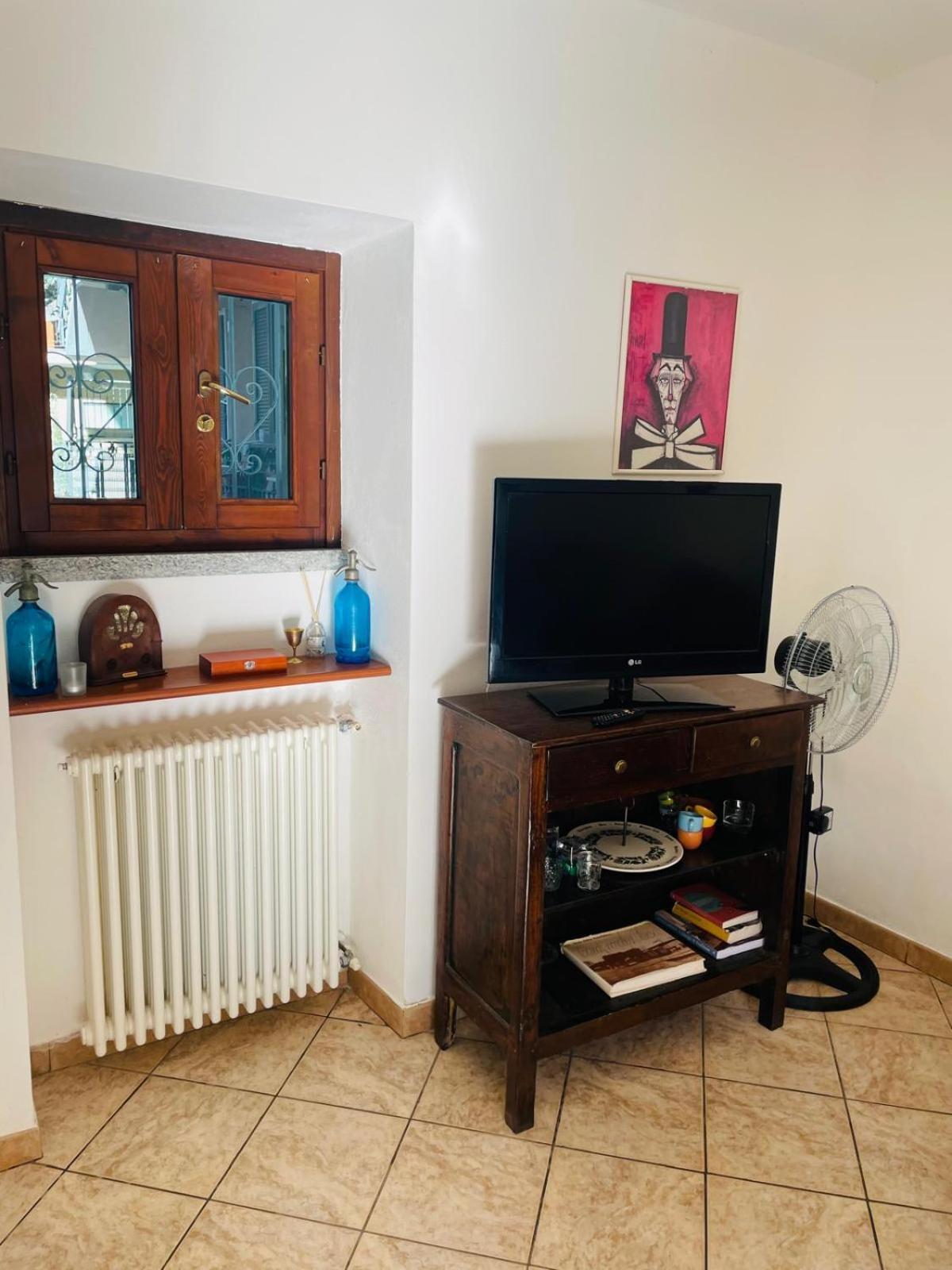 La Casa Di Tita Stresa Lägenhet Rum bild
